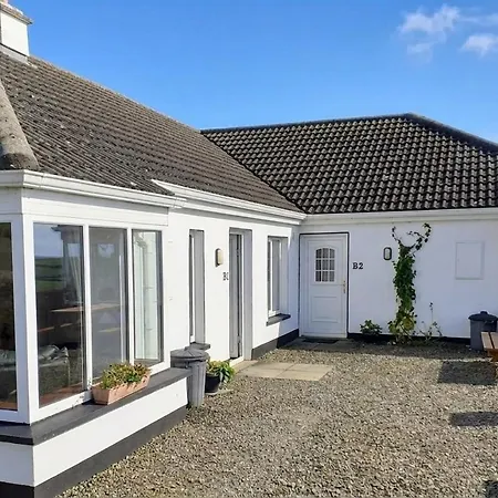 Doonbeg Holiday Cottages *