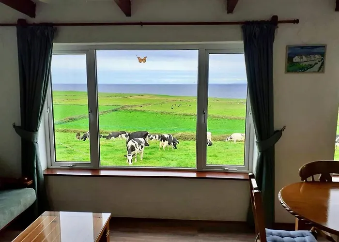 Doonbeg Holiday Cottages بيت للعطل دونبيغ