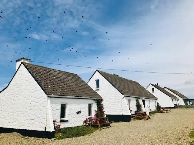 Doonbeg Holiday Cottages * دونبيغ