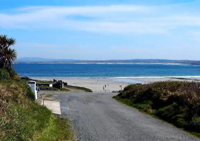 Doonbeg Holiday Cottages * دونبيغ