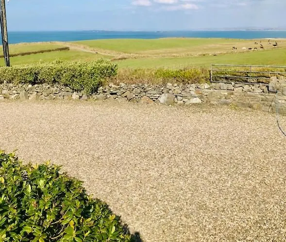 Doonbeg Holiday Cottages *