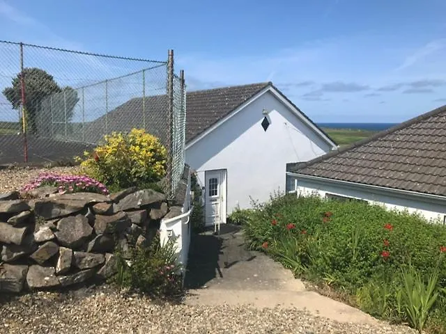 Doonbeg Holiday Cottages بيت للعطل *
