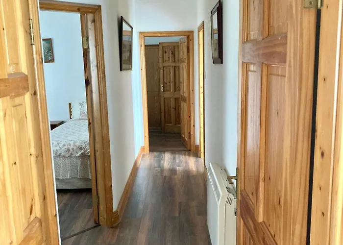 Doonbeg Holiday Cottages بيت للعطل