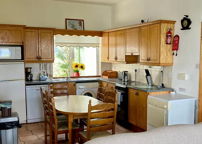 Doonbeg Holiday Cottages بيت للعطل